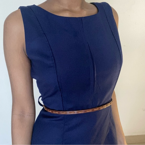 VanHeusen tailored formal or work wear dress in Navy - Picture 2 of 6